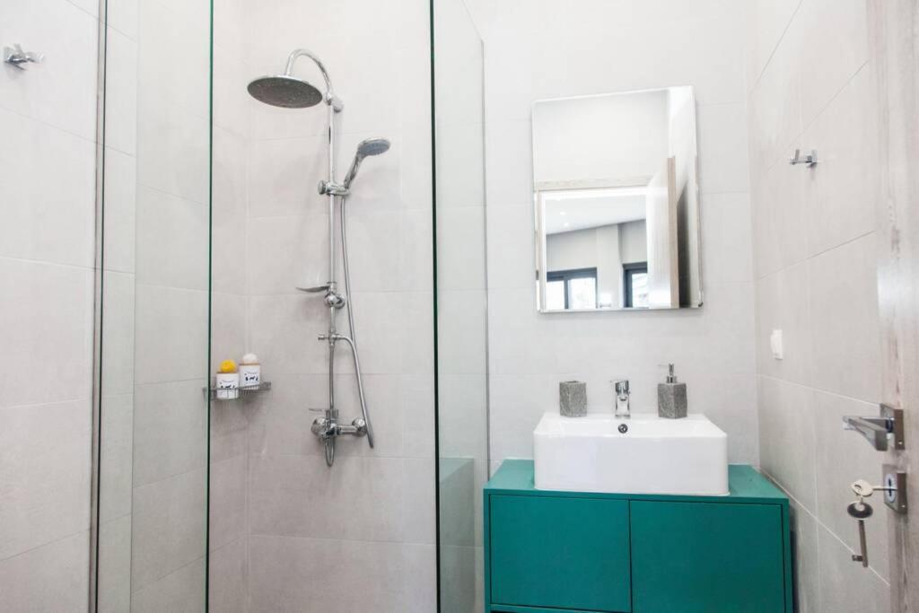 E Spacious Cornered Brand New Studio Apartment E Athen Eksteriør billede