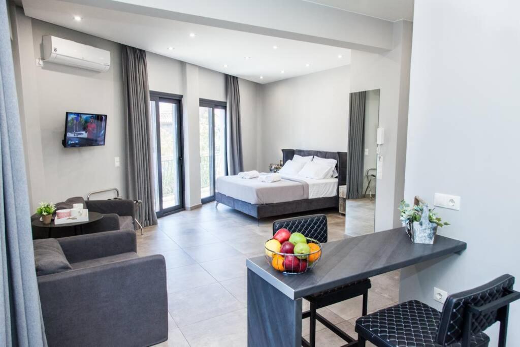E Spacious Cornered Brand New Studio Apartment E Athen Eksteriør billede